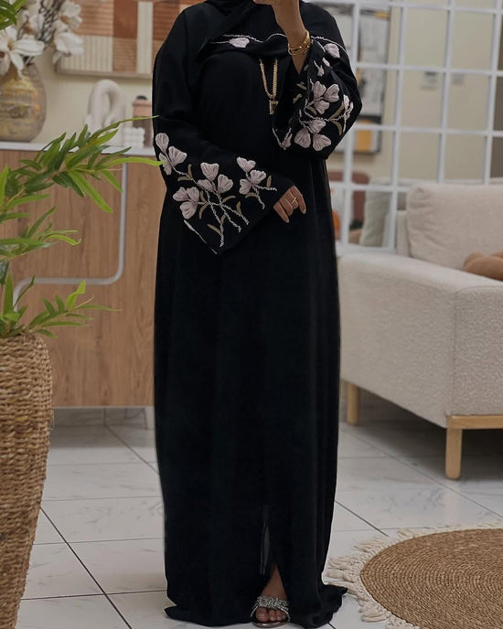 Rosé Bloom Black Abaya